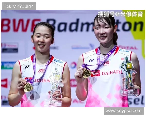 成都羽毛球队与武汉羽毛球队赛后复盘分析比赛经验与战术调整 成都羽毛球队与武汉羽毛球队赛后复盘分析比赛经验与战术调整