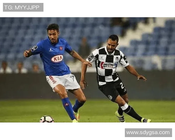 足球新手必看：从零开始的比赛经验与技巧全面指南