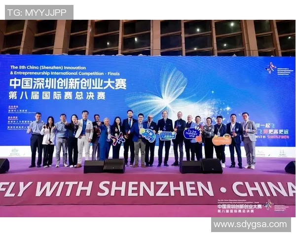 深圳足球队在邀请赛中的默契配合与战术执行分析 深圳足球队在邀请赛中的默契配合与战术执行分析