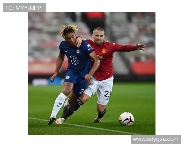 老足球明星退役后的生活与职业转型现状深度解析 老足球明星退役后的生活与职业转型现状深度解析