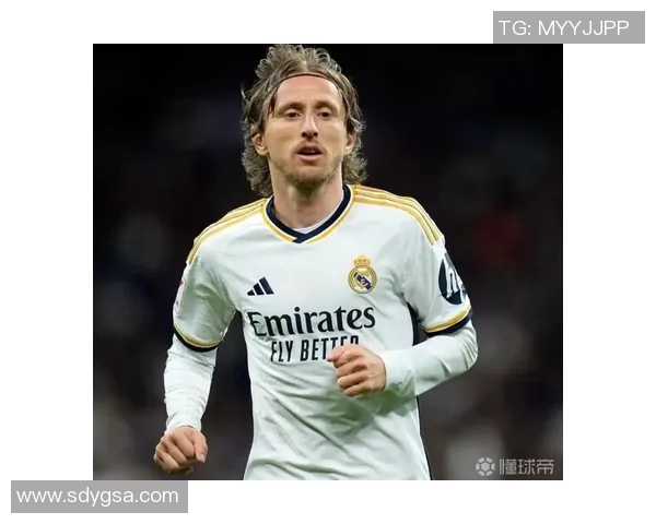 足球明星赴美购表揭秘奢华生活背后的故事与品牌选择 足球明星赴美购表揭秘奢华生活背后的故事与品牌选择